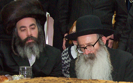 The Amshinover  Rebbe at the Hachnassat Sefer Torah of Kahal Chassidim